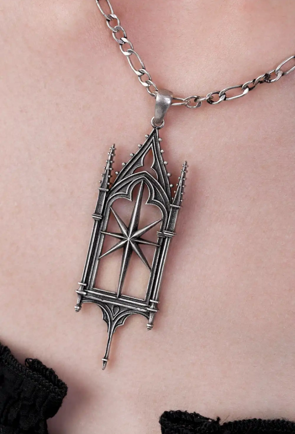 SANCTUM STAR NECKLACE